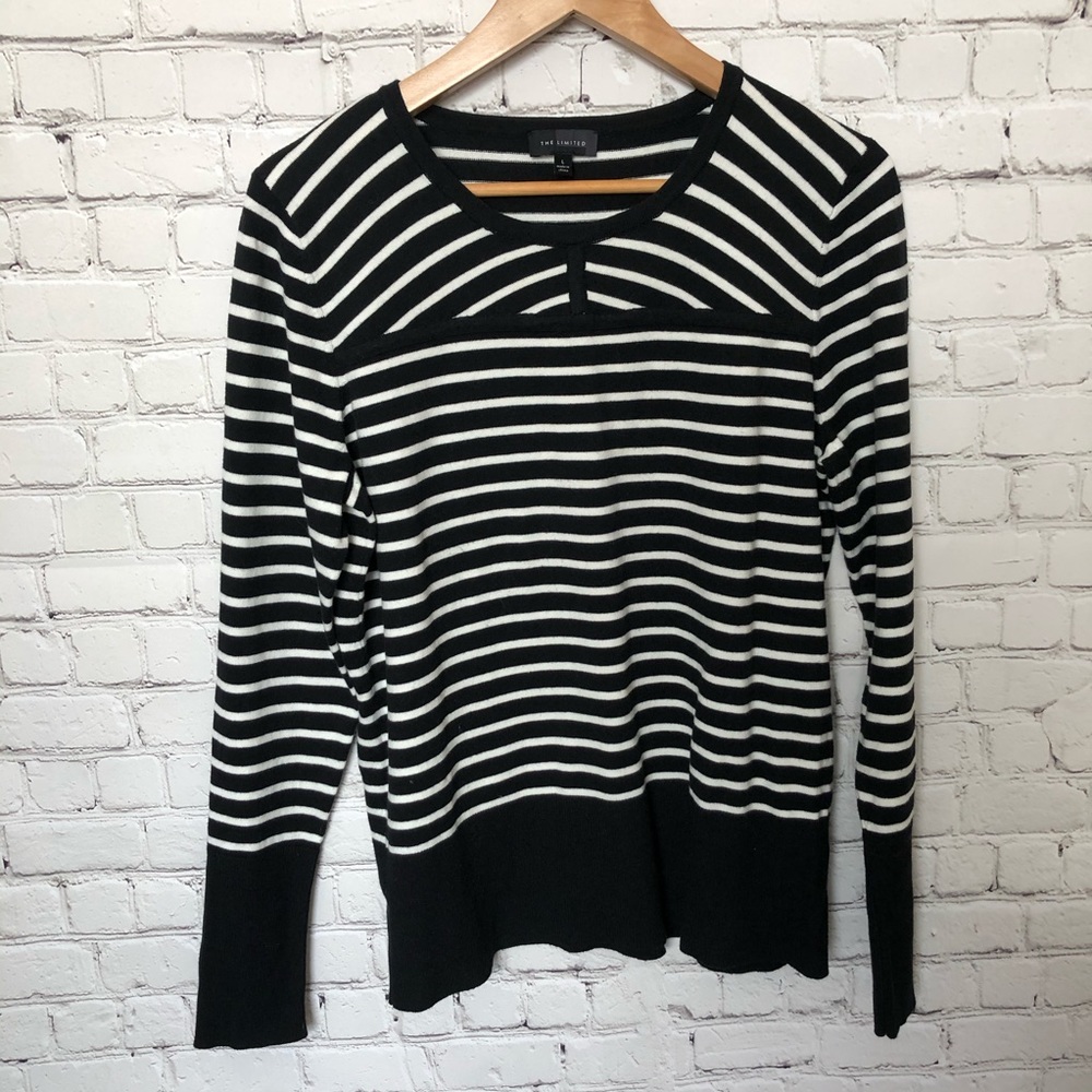 THE LIMITED Lightweight Sweater Size Large